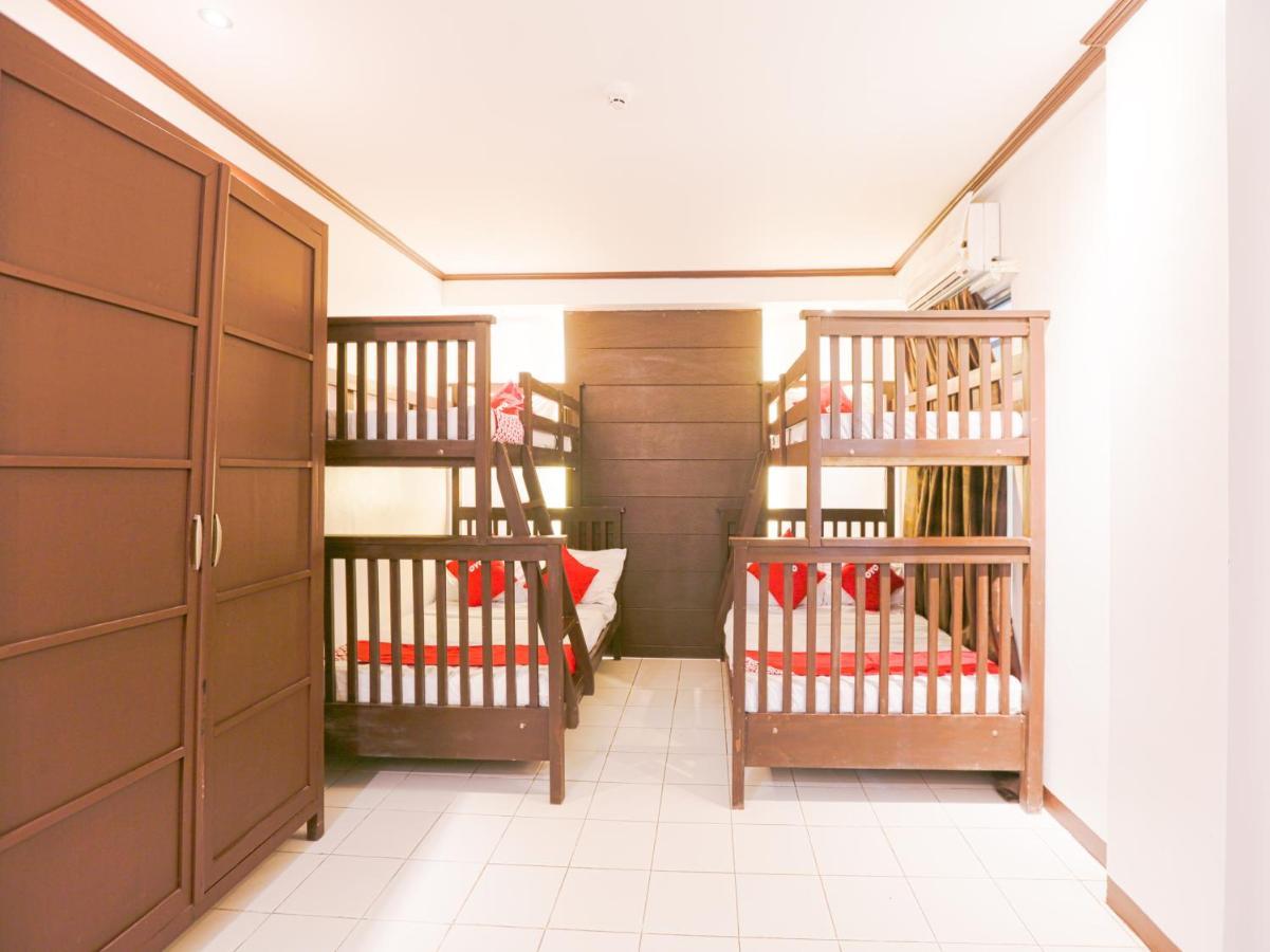 Oyo 759 Royal South Garden Suites Tagaytay City Extérieur photo