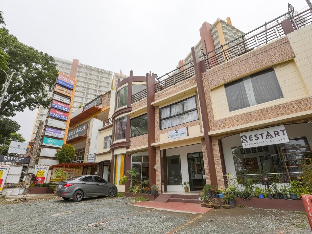 Oyo 759 Royal South Garden Suites Tagaytay City Extérieur photo
